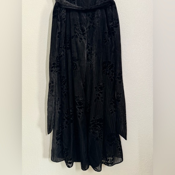 Anthropologie Moulinette Soeurs Noir Velvet Burnout Wide Leg Jumpsuit 12 NEW - Picture 6 of 10